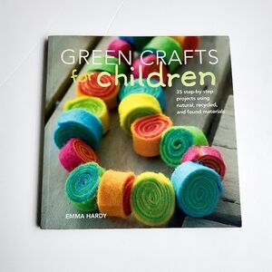 GREEN CRAFTS FOR CHILDREN Fun Easy DIY Activities for Kids Children's Activities